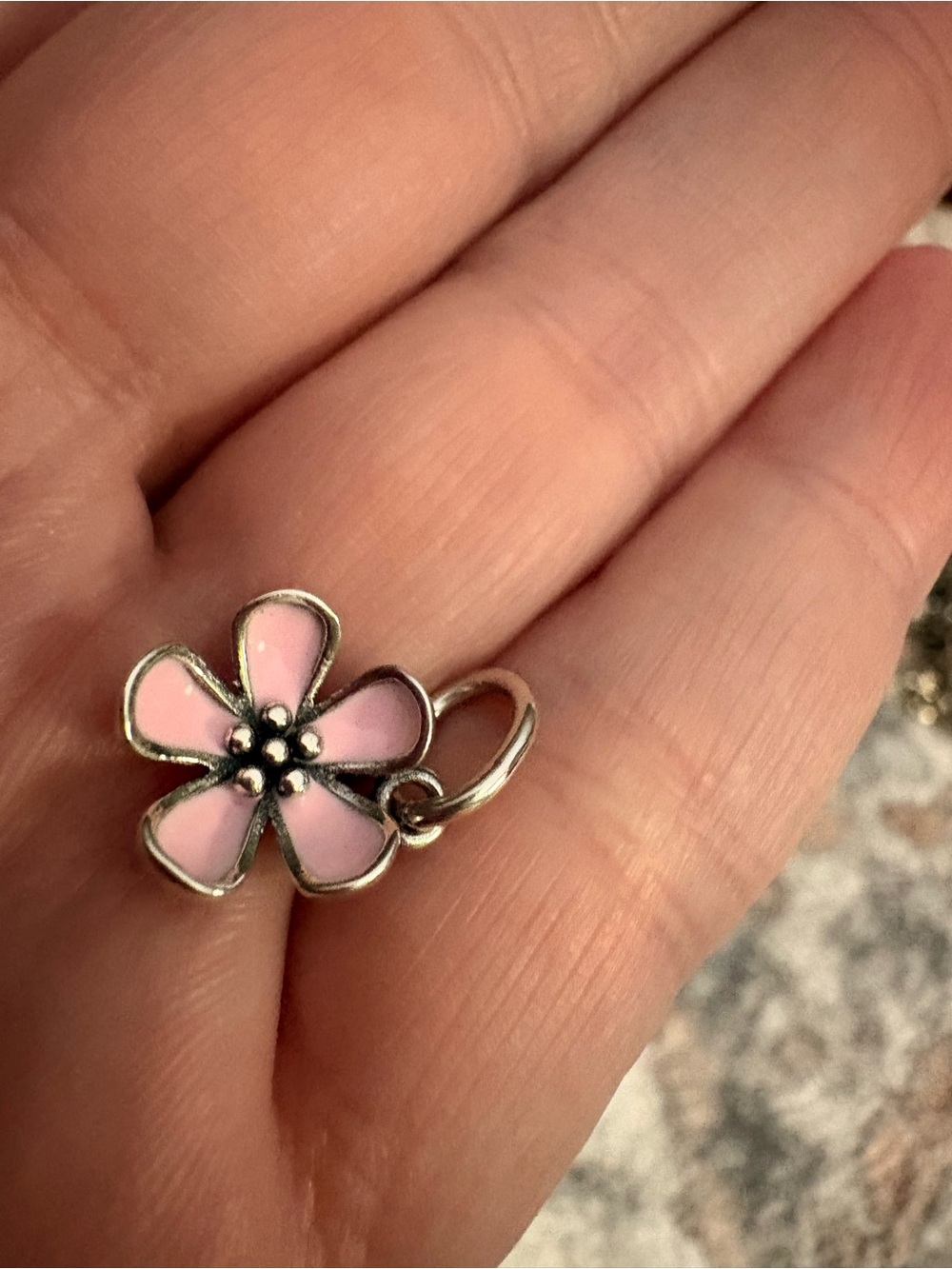 Linx flower dangle